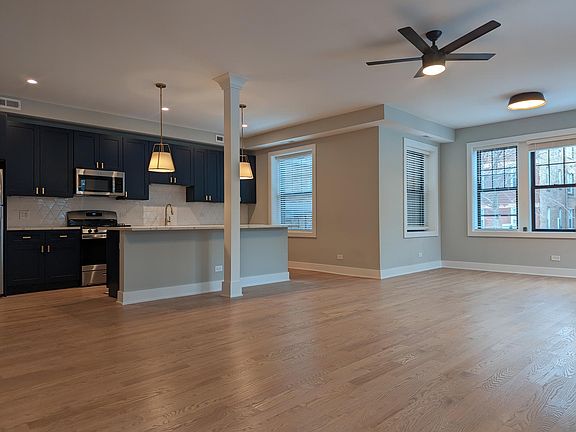 4th image of 4409 N Seeley Ave #1WW
