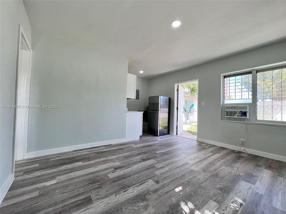 1st image of 2901 NW 18th St #2