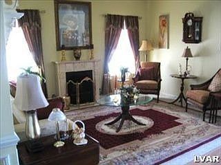 5th image of 24 Glenmoor Cir N