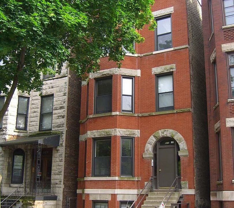 1st image of 911 W Newport Ave #10124720
