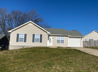 214 Kings Deer Dr, Clarksville, TN 37042