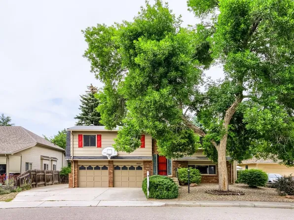 1621 Hoffman Dr, Loveland, CO 80538