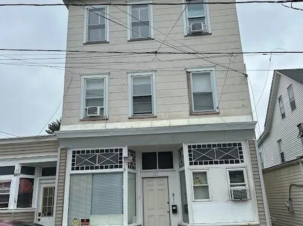 115 E Ruddle St, Coaldale, PA 18218