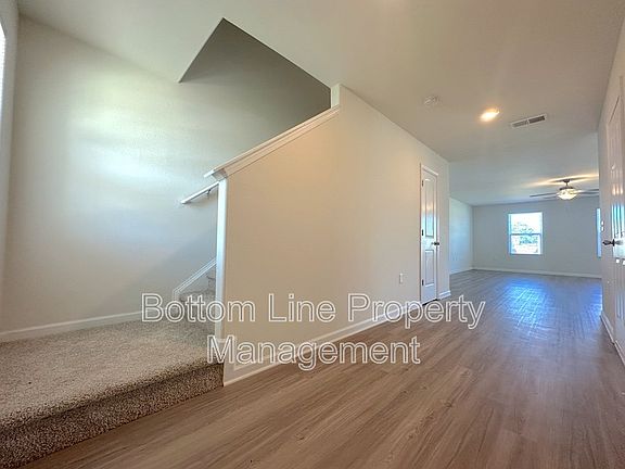 2nd image of 187 Kenyon Dr