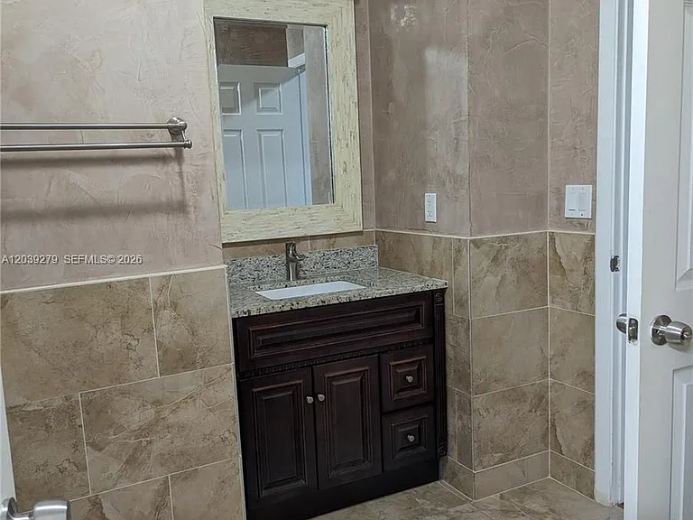 3446 Oak Dr — Photo 26