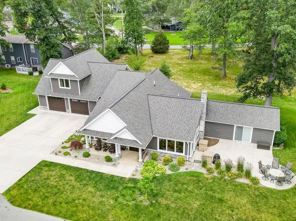 240 Fairway Dr, Celina, OH 45822