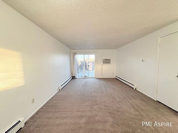3rd image of 3492 Butternut Dr