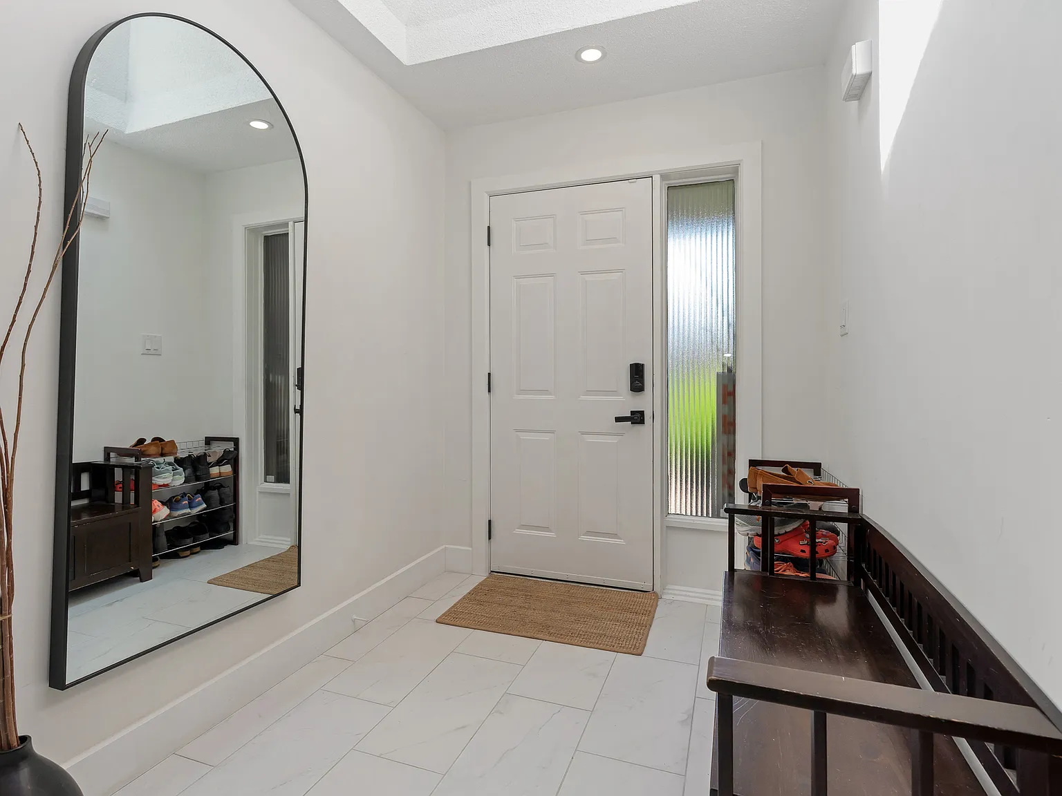 145 Shirley Ave, Barrie, ON L4N 6E6, Canada — Photo 4