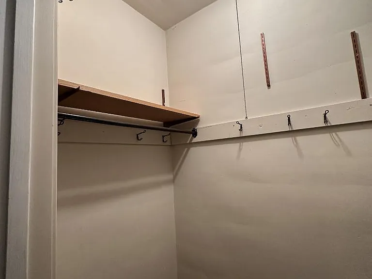 Unit Photo
