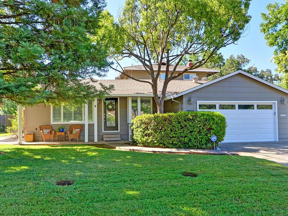 1st image of 1008 La Salle Dr