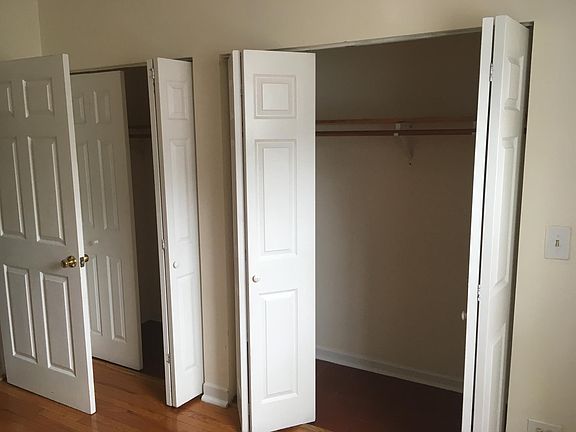 5th image of 2018 W Estes Ave APT 2N