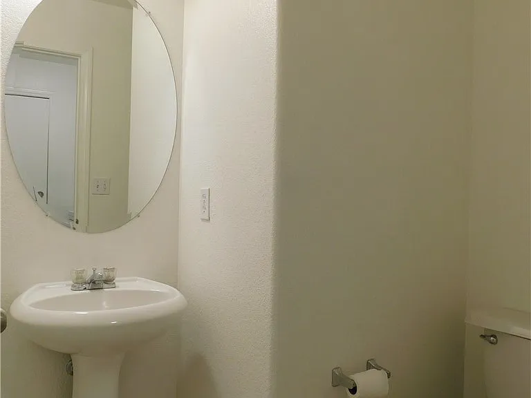634 Bald Hill Ct — Photo 14