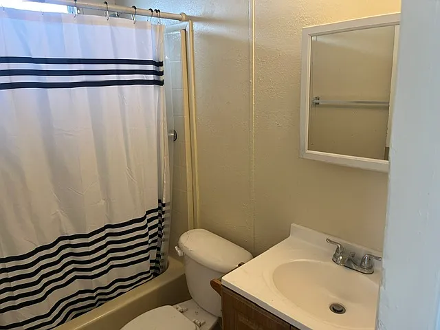 763 W Avenue L #22 — Photo 7