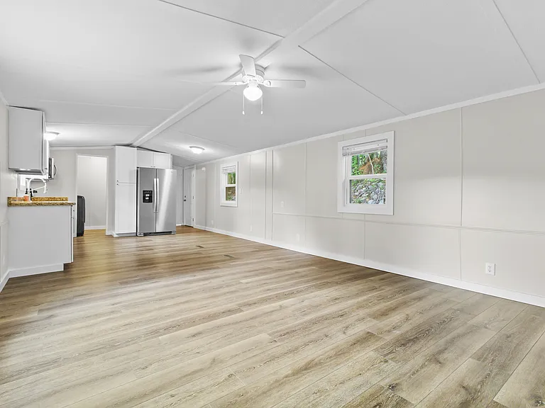 206 Primrose Rd — Photo 20