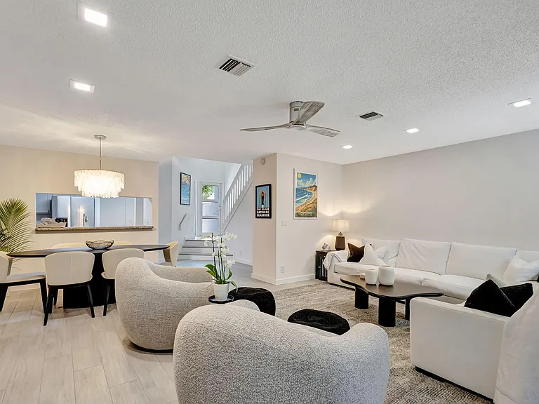 1106 Ocean Dunes Cir — Photo 15