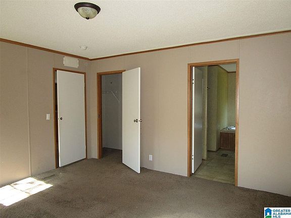 3rd image of 25 Abbey Dr