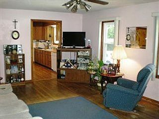 3rd image of 5570 Anaconda Ave