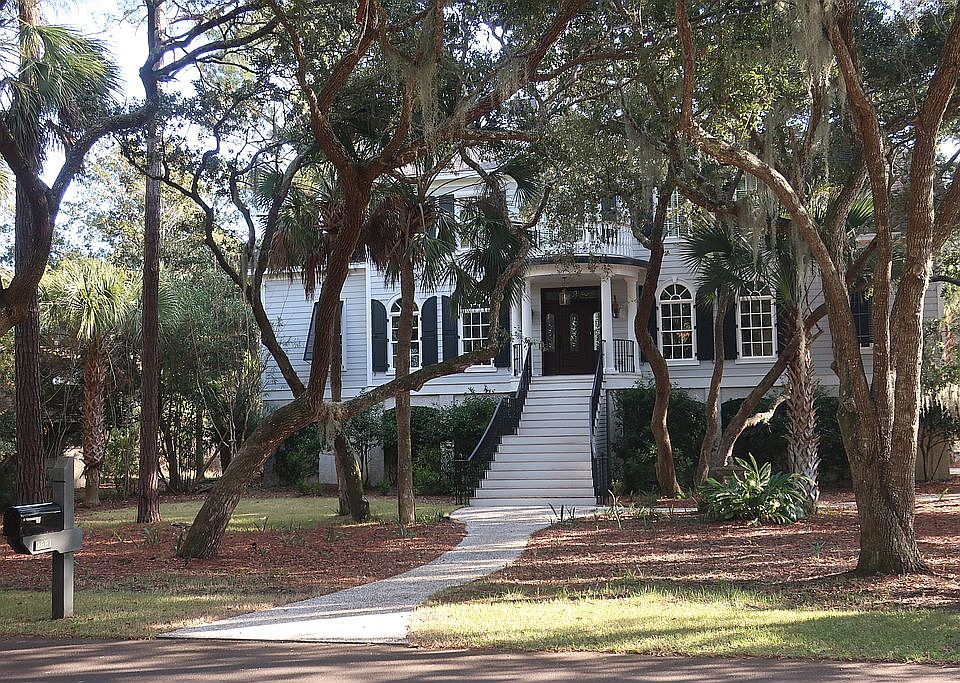 1st image of 2981 Deer Point Dr