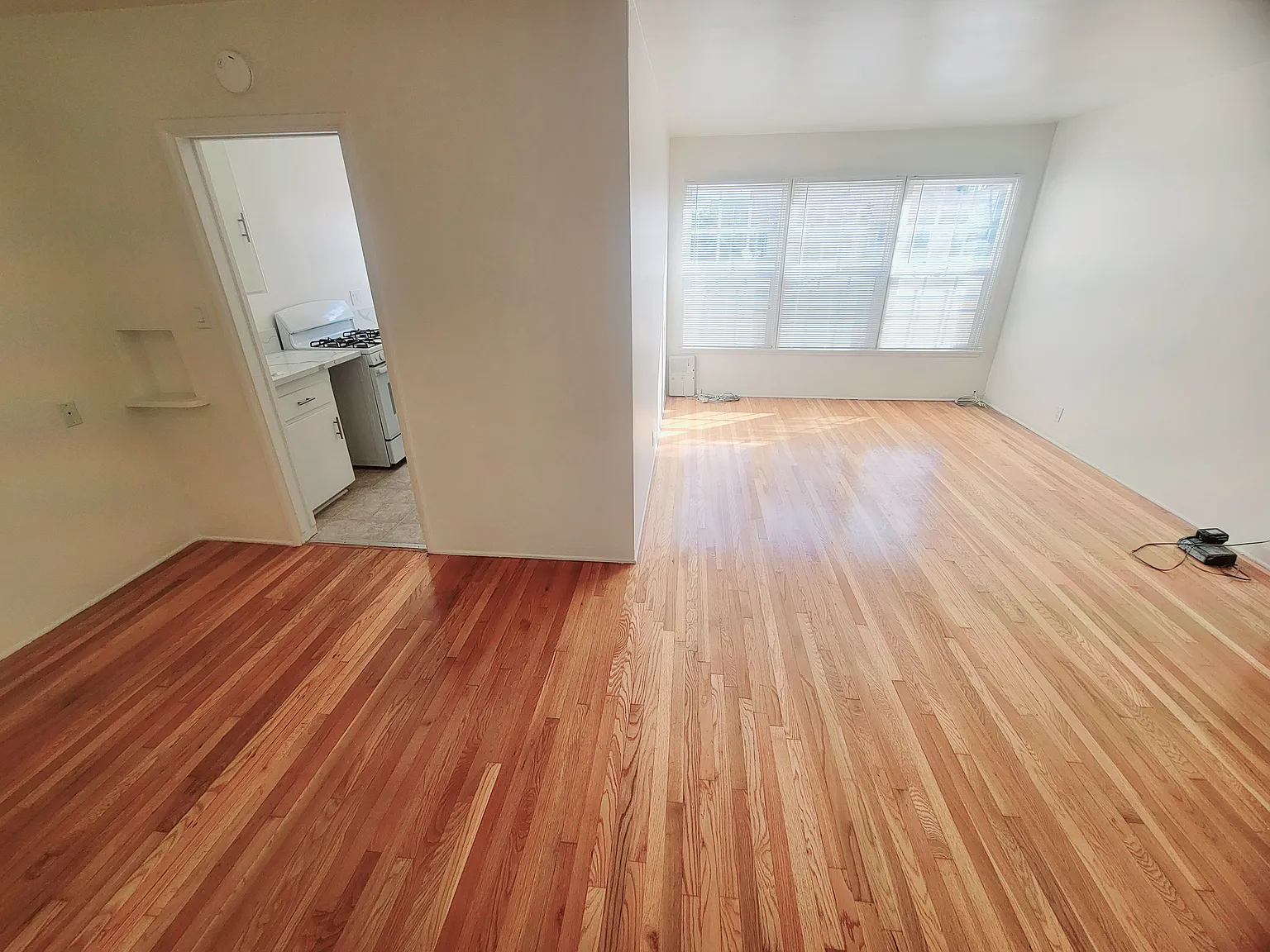 1 bed, 600 sqft, $1,995 — Photo 4