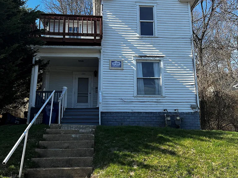 133 Franklin Ave — Photo 9