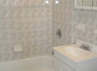 2 E 53rd St, Brooklyn, NY 11203