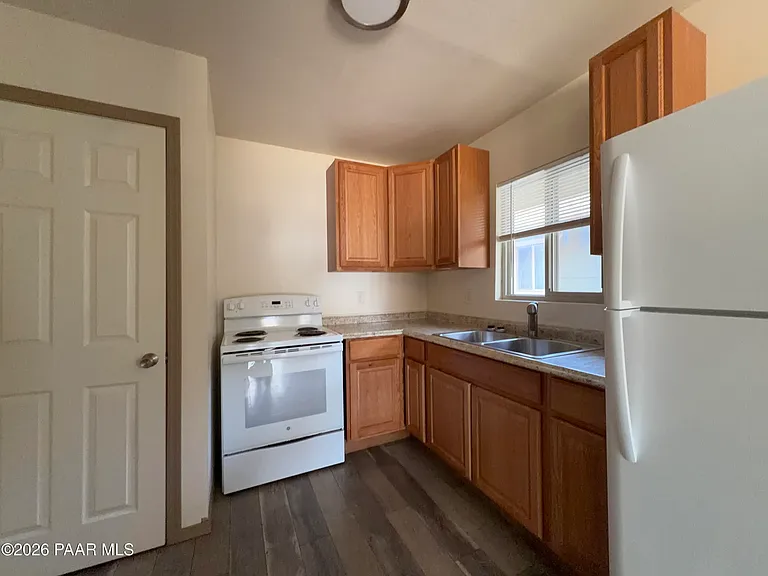 3200 N Victor Rd #3 — Photo 9