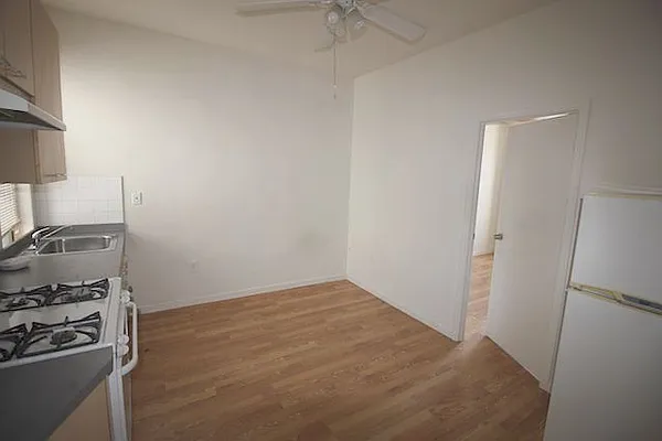 Rented by Capri Jet Realty Corp | media 12