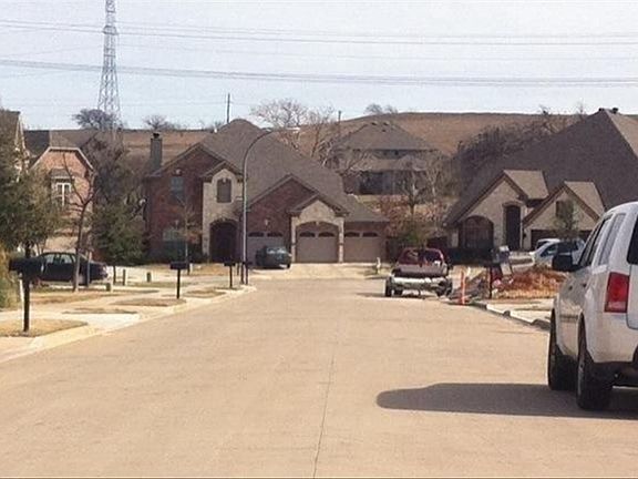 5th image of 4529 Seventeen Lakes Ct