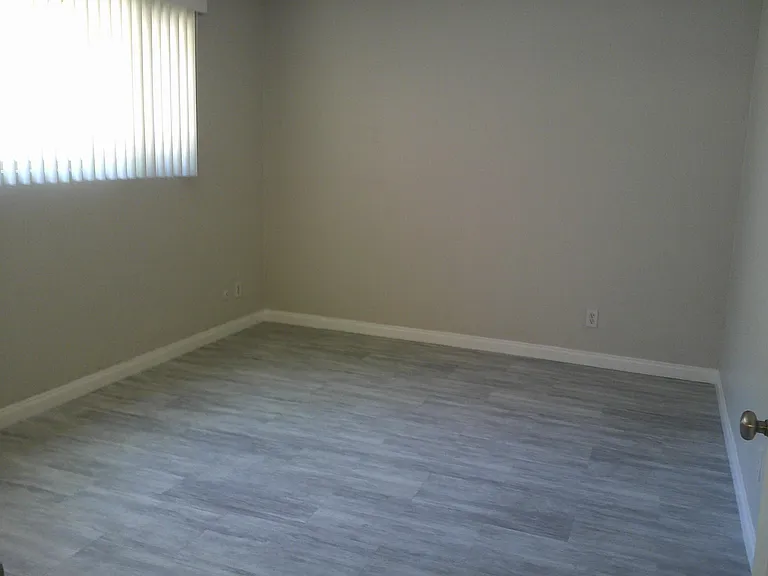 8667 Lake Murray Blvd #2 — Photo 5