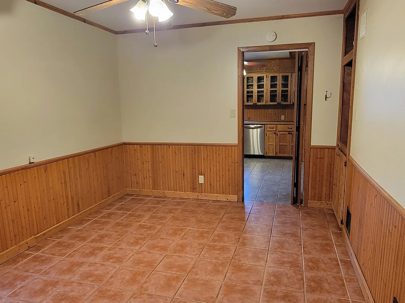 3 bed, 1662 sqft, $1,900 — Photo 3