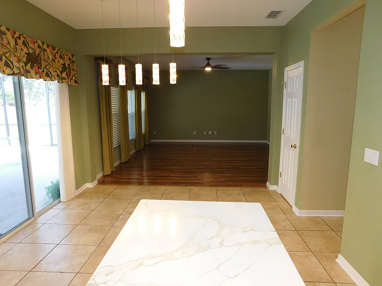 2320 Darlin Cir — Photo 16