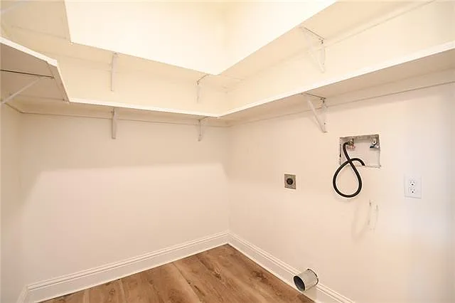 740 Thayer St #2A — Photo 9