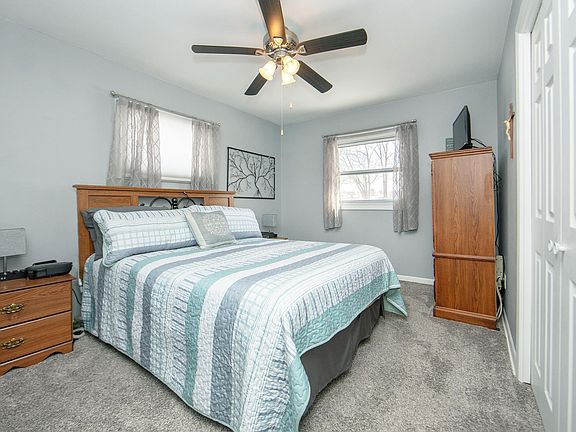 5th image of 743 Progress Ave