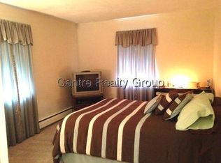 129 North St APT A, Newton, MA 02460