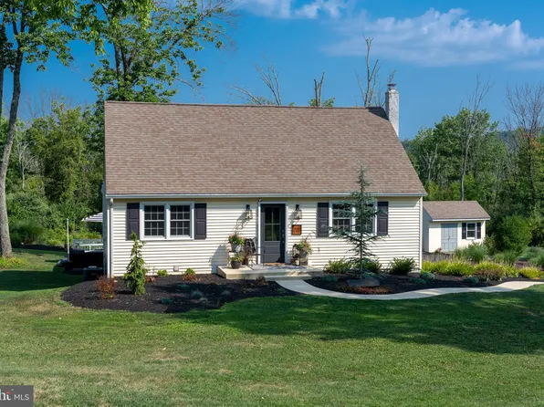 7 Mine Run Rd, Schwenksville, PA 19473