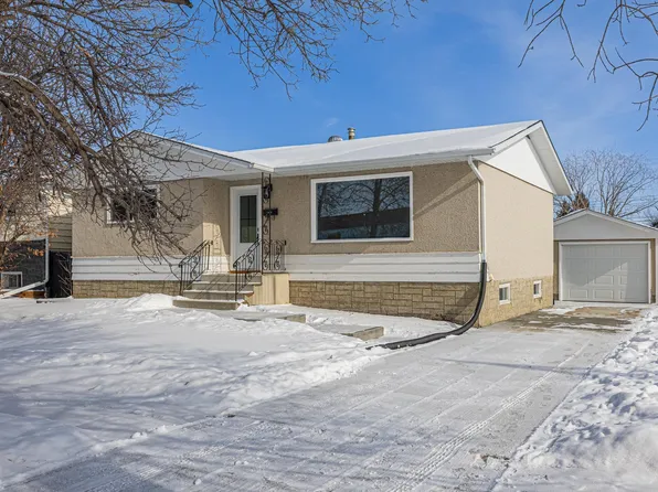 5016 48th Ave, Lamont, AB T0B 2R0