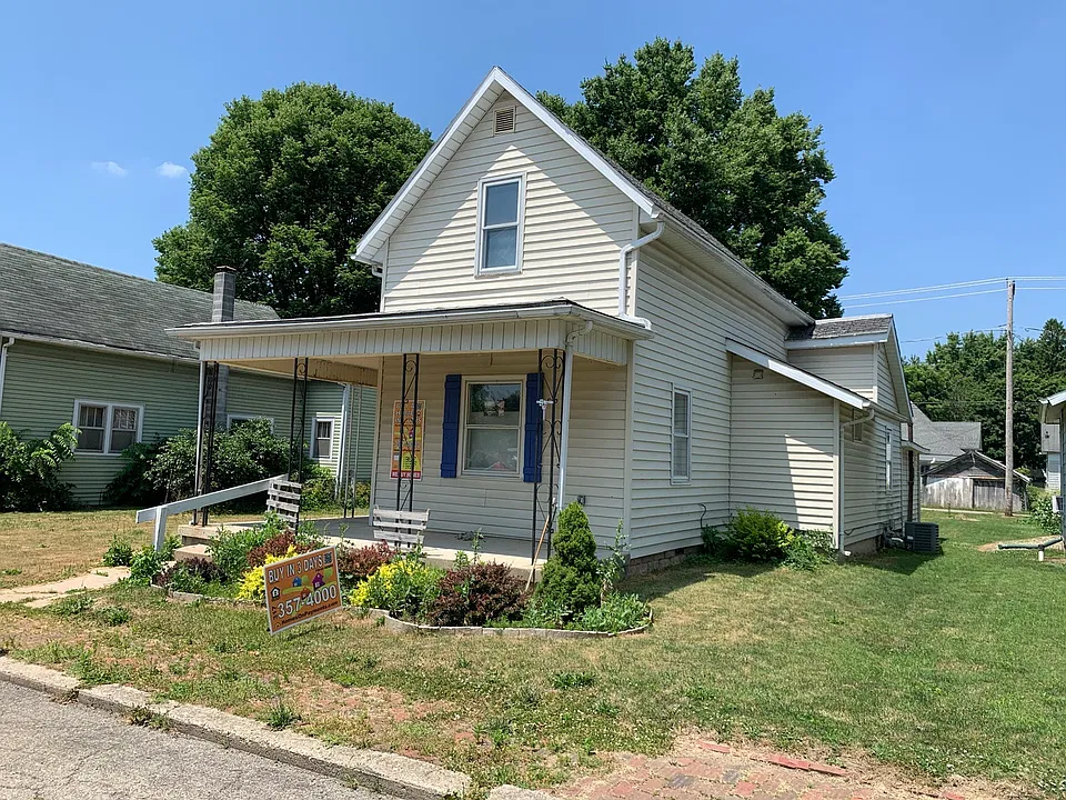 116 W Madison St