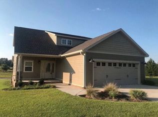 102 Woodlawn Way, Troy, AL 36079