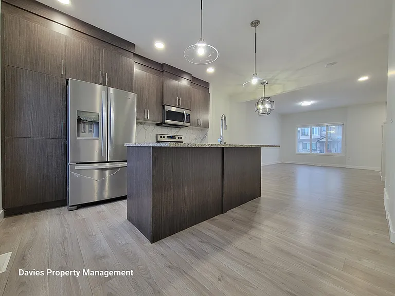 9475 Colak Ln SW — Photo 3