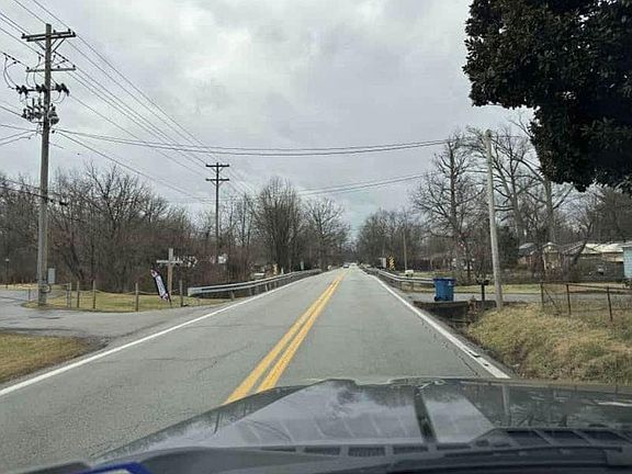 3rd image of 7630 3rd Street Rd