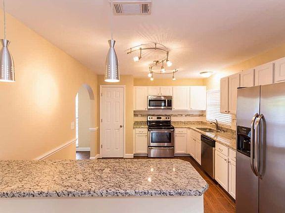 5th image of 2563 Wood Oak Dr