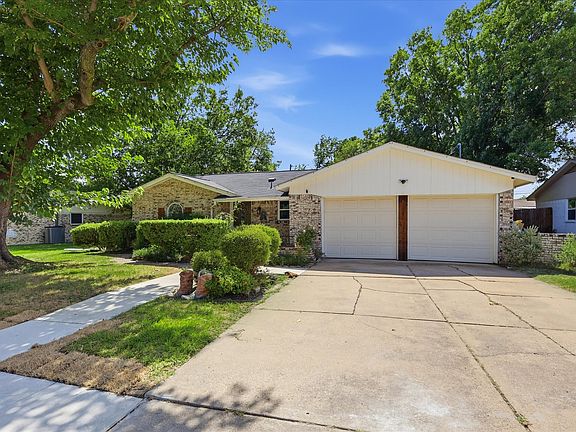3rd image of 6609 Emily Dr