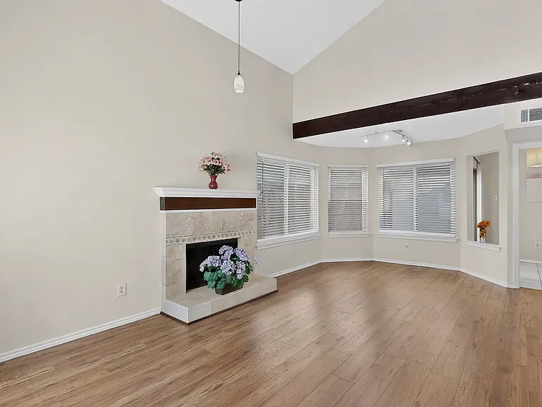 14151 Montfort Dr #367 — Photo 4