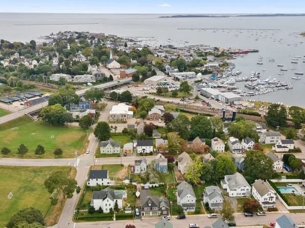 216 North Main Street, Stonington, CT 06378