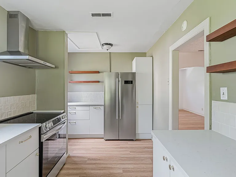 2531 Keystone Ave — Photo 7