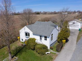 43 Vanicek Ave, Middletown, RI 02842