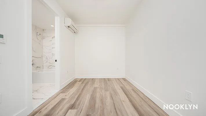 Rented by Nooklyn NYC LLC | media 225