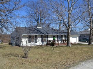 405 Wardell Rd, Macon, MO 63552