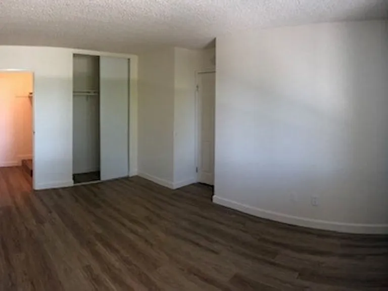 Terrace Apartments — Photo 8