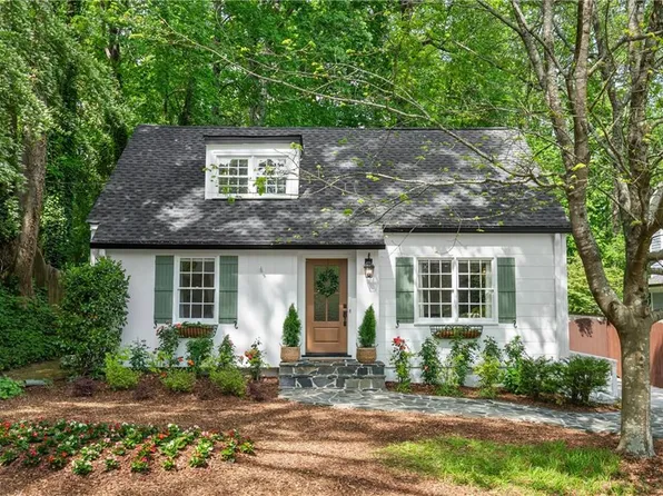 2652 Green Meadows Ln, Atlanta, GA 30319